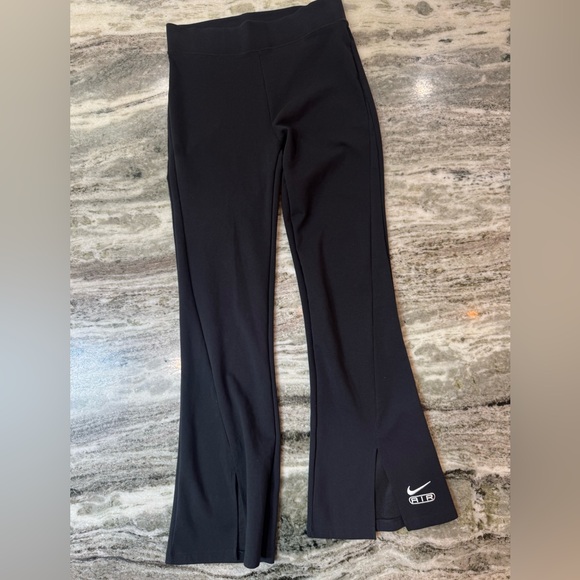 Nike black flare leggings size large - Picture 1 of 7